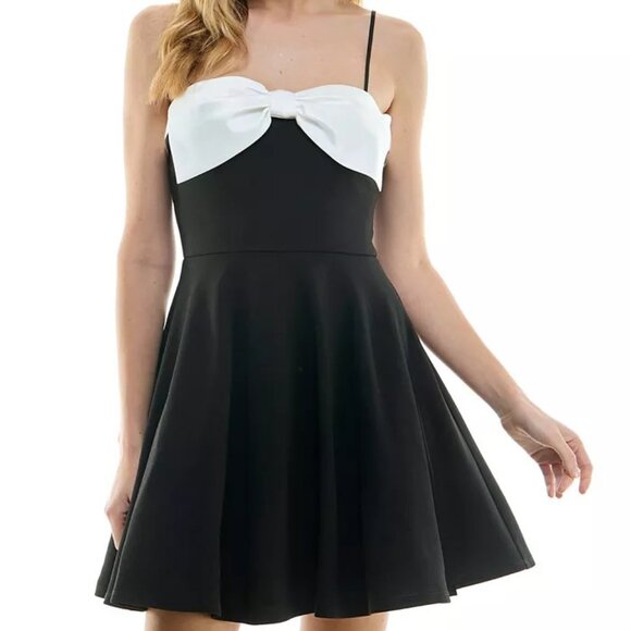 City Studios Juniors' Bow-Trim Fit & Flare Dress - Size 5/6 - Picture 1 of 5